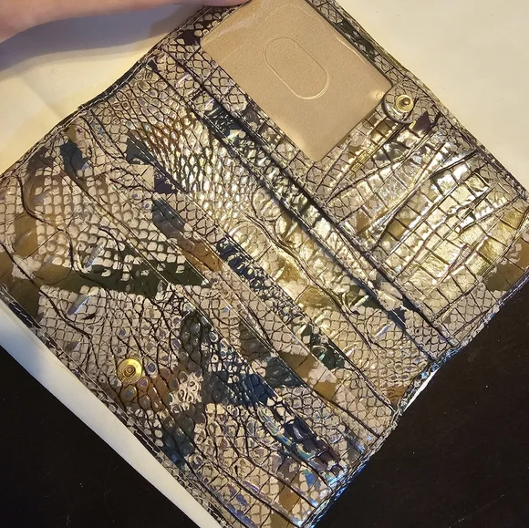 Brahmin handbag with matching wallet - Picture 6 of 6